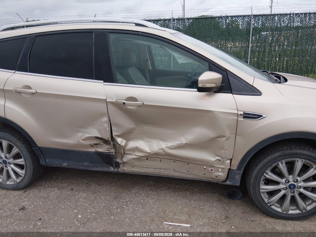 Ford Escape Titanium 2017 1FMCU9JD0HUF05642 Image 6