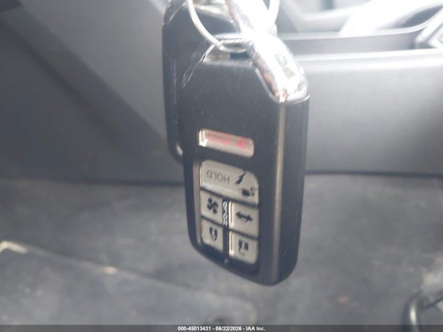 JHMZC5F14JC021654 Honda CLARITY PLUG-IN HYBRID