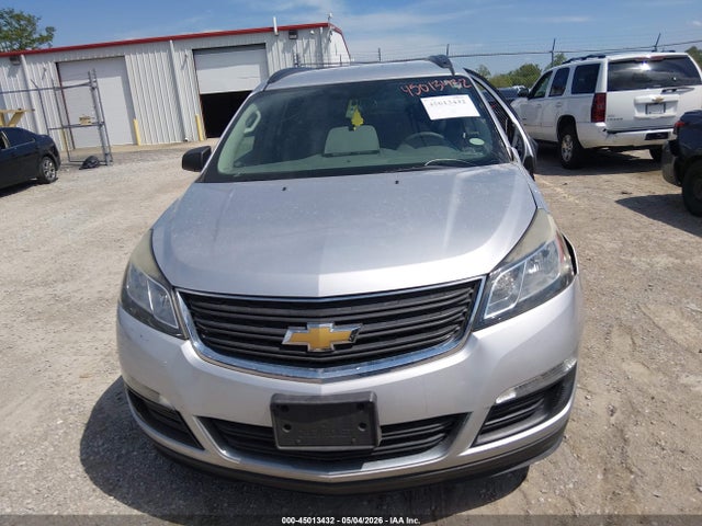 45013432 :رقم المزاد ، 1GNKRFED9HJ273139 vin ، 2017 Chevrolet Traverse Ls مزاد بيع