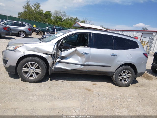 45013432 :رقم المزاد ، 1GNKRFED9HJ273139 vin ، 2017 Chevrolet Traverse Ls مزاد بيع
