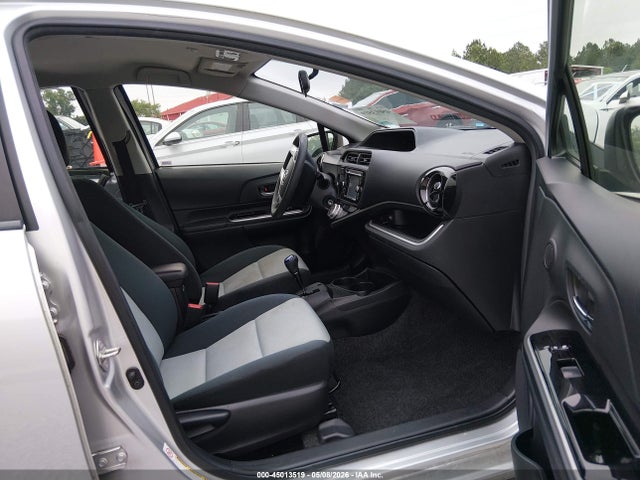 2016 Toyota Prius C Two მანქანა იყიდება აუქციონზე, vin: JTDKDTB34G1130647, აუქციონის ნომერი: 45013519