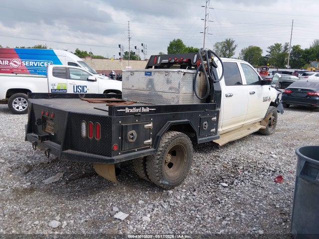 45013535 :رقم المزاد ، 3C63RRGL3JG143830 vin ، 2018 Ram 3500 Tradesman  4x4 8' Box مزاد بيع