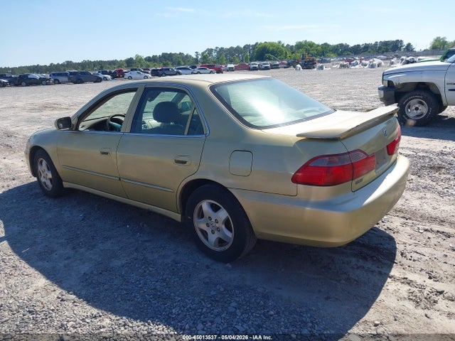 45013537 :رقم المزاد ، 1HGCG1654YA040770 vin ، 2000 Honda Accord 3.0 Ex مزاد بيع