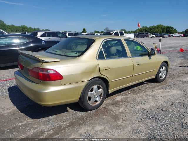 45013537 :رقم المزاد ، 1HGCG1654YA040770 vin ، 2000 Honda Accord 3.0 Ex مزاد بيع