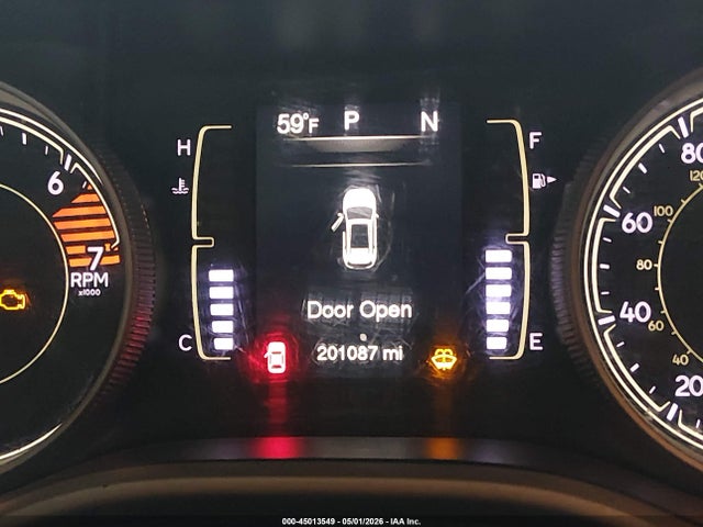 2017 Jeep Cherokee Altitude Fwd მანქანა იყიდება აუქციონზე, vin: 1C4PJLAB8HW649826, აუქციონის ნომერი: 45013549