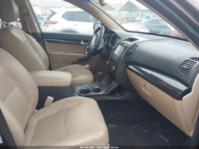 45013607 :رقم المزاد ، 5XYKUCA16BG058018 vin ، 2011 Kia Sorento Ex مزاد بيع