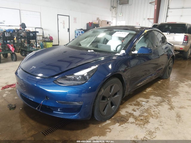 Tesla Model 3 Rear-wheel Drive 2023 5YJ3E1EA5PF638388 Image 2
