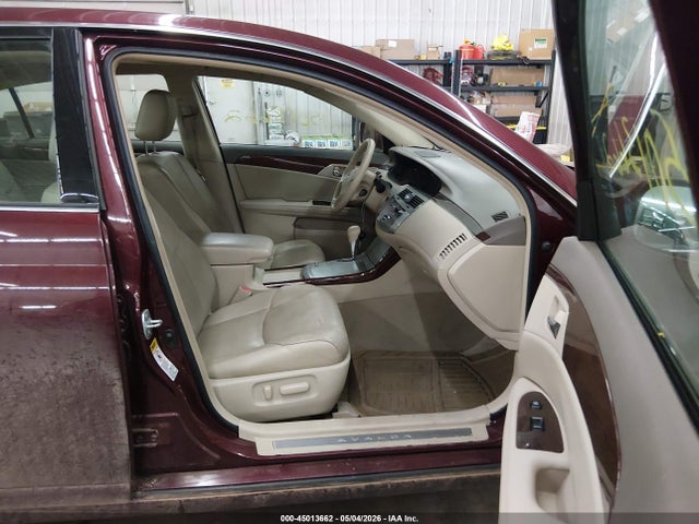 45013662 :رقم المزاد ، 4T1BK3DB3AU361194 vin ، 2010 Toyota Avalon Xls مزاد بيع