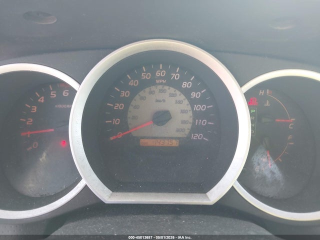 45013687 :رقم المزاد ، 5TENX22N85Z132050 vin ، 2005 Toyota Tacoma مزاد بيع