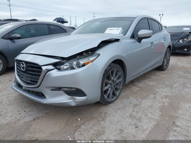 Продаж на аукціоні авто 2018 Mazda Mazda3 Touring, vin: 3MZBN1L30JM162521, номер лоту: 45013745