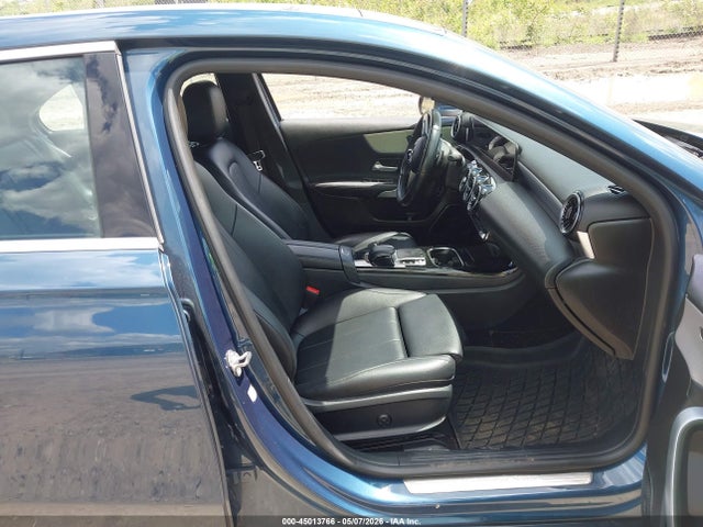45013766 :رقم المزاد ، W1K3G4FB5LW046584 vin ، 2020 Mercedes-benz A 220 4matic مزاد بيع