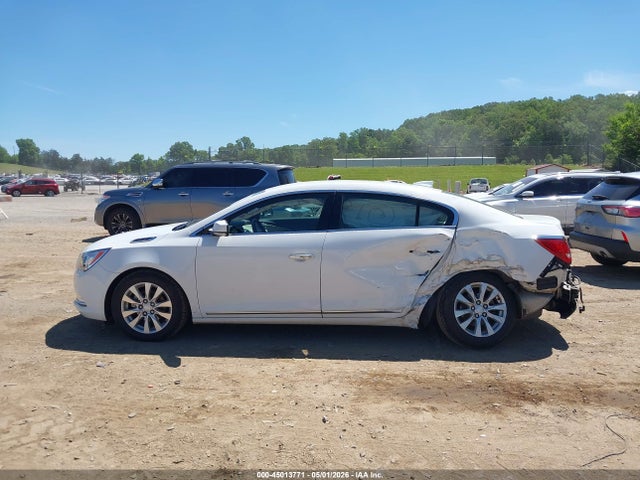 2015 Buick Lacrosse Leather მანქანა იყიდება აუქციონზე, vin: 1G4GB5GR9FF261770, აუქციონის ნომერი: 45013771