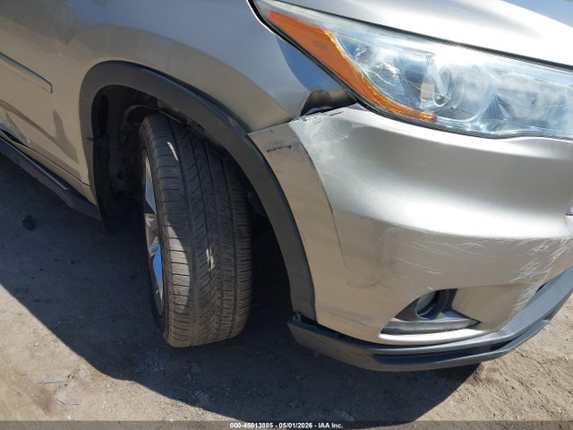 2014 Toyota Highlander Limited V6 მანქანა იყიდება აუქციონზე, vin: 5TDDKRFH6ES012557, აუქციონის ნომერი: 45013885