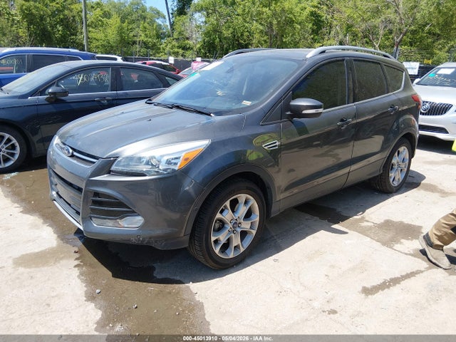 45013910 :رقم المزاد ، 1FMCU0J96FUA61719 vin ، 2015 Ford Escape Titanium مزاد بيع