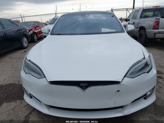 2016 Tesla Model S 60d/70d/75d/85d/90d მანქანა იყიდება აუქციონზე, vin: 5YJSA1E28GF145952, აუქციონის ნომერი: 45013921