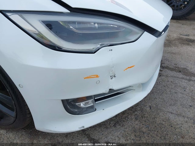 2016 Tesla Model S 60d/70d/75d/85d/90d მანქანა იყიდება აუქციონზე, vin: 5YJSA1E28GF145952, აუქციონის ნომერი: 45013921