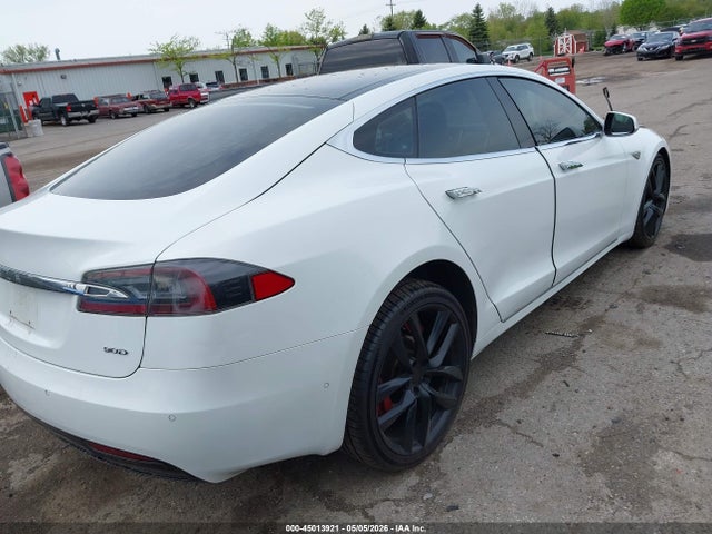 2016 Tesla Model S 60d/70d/75d/85d/90d მანქანა იყიდება აუქციონზე, vin: 5YJSA1E28GF145952, აუქციონის ნომერი: 45013921