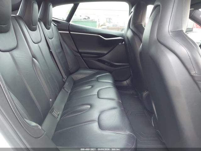 2016 Tesla Model S 60d/70d/75d/85d/90d მანქანა იყიდება აუქციონზე, vin: 5YJSA1E28GF145952, აუქციონის ნომერი: 45013921