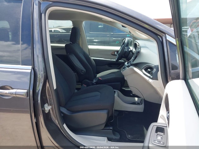 2023 Chrysler Voyager Lx მანქანა იყიდება აუქციონზე, vin: 2C4RC1CGXPR610744, აუქციონის ნომერი: 45013926
