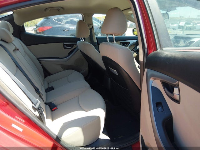 Продажа на аукционе авто 2015 Hyundai Elantra Se, vin: KMHDH4AE0FU390364, номер лота: 45013962