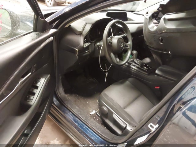 45013969 :رقم المزاد ، 3MVDMBAM5PM513768 vin ، 2023 Mazda Cx-30 2.5 S مزاد بيع