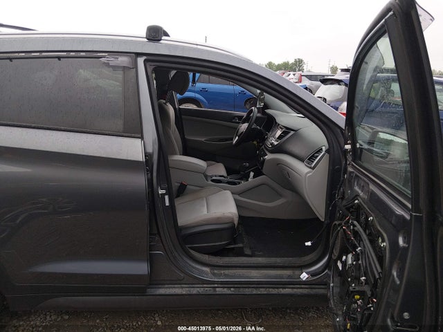 Продаж на аукціоні авто 2016 Hyundai Tucson Se, vin: KM8J33A47GU198329, номер лоту: 45013975