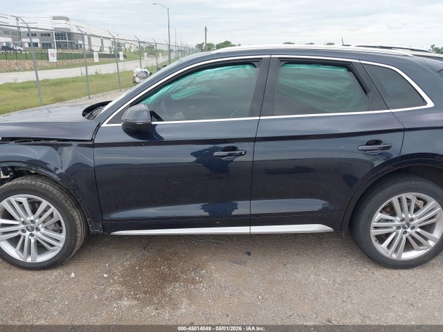2018 Audi Q5 2.0t Premium/2.0t Tech Premium მანქანა იყიდება აუქციონზე, vin: WA1CNAFY1J2190957, აუქციონის ნომერი: 45014049
