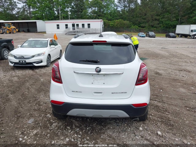 Продаж на аукціоні авто 2018 Buick Encore Essence, vin: KL4CJCSBXJB527117, номер лоту: 45014080