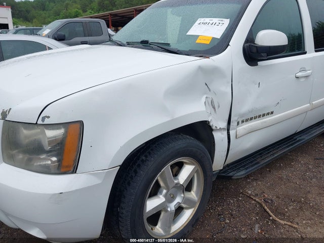Продажа на аукционе авто 2008 Chevrolet Suburban 1500 Lt, vin: 3GNFC16018G216694, номер лота: 45014127