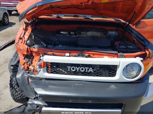 45014162 :رقم المزاد ، JTEBU4BF9EK186036 vin ، 2014 Toyota Fj Cruiser مزاد بيع