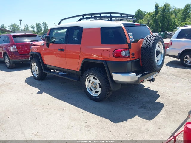 45014162 :رقم المزاد ، JTEBU4BF9EK186036 vin ، 2014 Toyota Fj Cruiser مزاد بيع