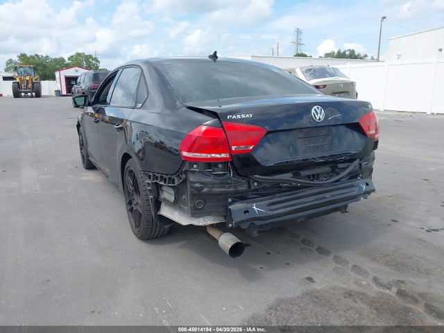 Продаж на аукціоні авто 2015 Volkswagen Passat 1.8t Wolfsburg Edition, vin: 1VWAT7A32FC043725, номер лоту: 45014194