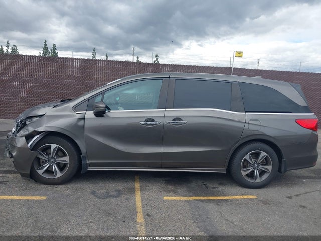 2018 Honda Odyssey Touring მანქანა იყიდება აუქციონზე, vin: 5FNRL6H89JB005583, აუქციონის ნომერი: 45014221