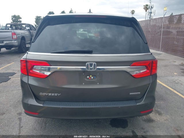 2018 Honda Odyssey Touring მანქანა იყიდება აუქციონზე, vin: 5FNRL6H89JB005583, აუქციონის ნომერი: 45014221