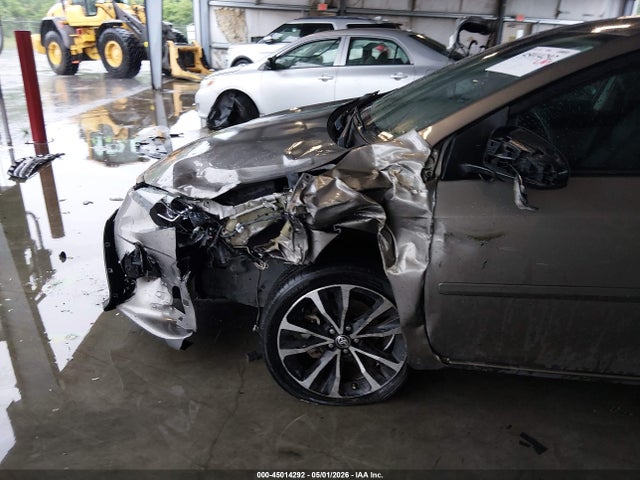 45014292 :رقم المزاد ، 5YFBURHE6HP728716 vin ، 2017 Toyota Corolla Se مزاد بيع