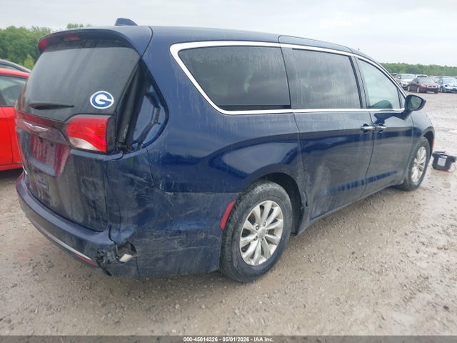 45014326 :رقم المزاد ، 2C4RC1FGXJR212226 vin ، 2018 Chrysler Pacifica Touring Plus مزاد بيع