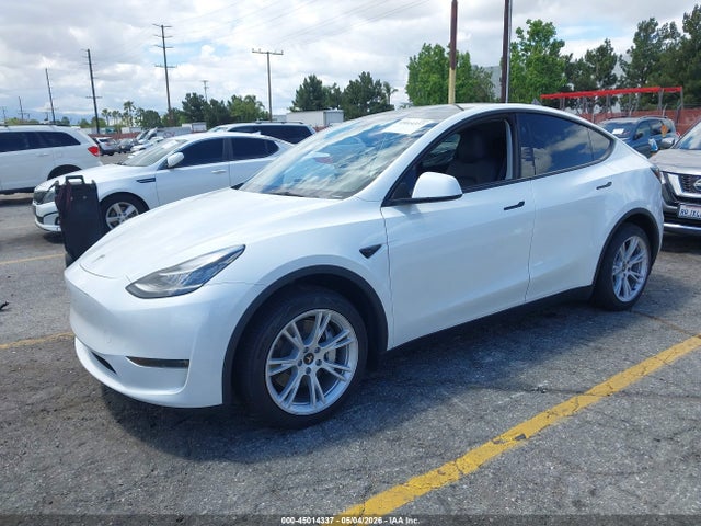 Продажа на аукционе авто 2023 Tesla Model Y Awd/long Range Dual Motor All-wheel Drive, vin: 7SAYGDEE9PA138321, номер лота: 45014337
