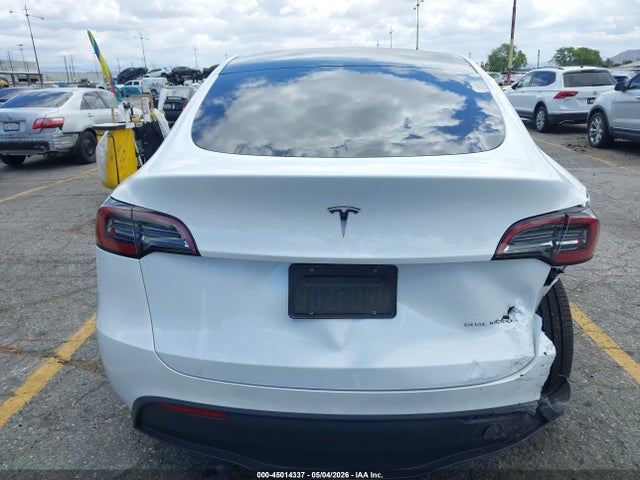 Продажа на аукционе авто 2023 Tesla Model Y Awd/long Range Dual Motor All-wheel Drive, vin: 7SAYGDEE9PA138321, номер лота: 45014337