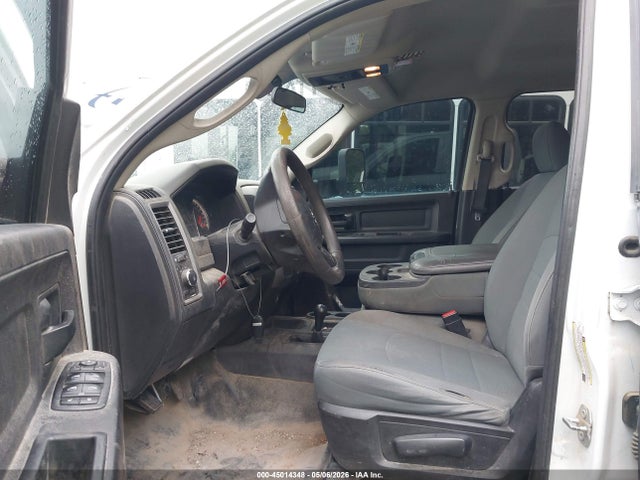 45014348 :رقم المزاد ، 3C7WRTCL6JG286962 vin ، 2018 Ram 3500 Chassis Tradesman/slt/laramie مزاد بيع