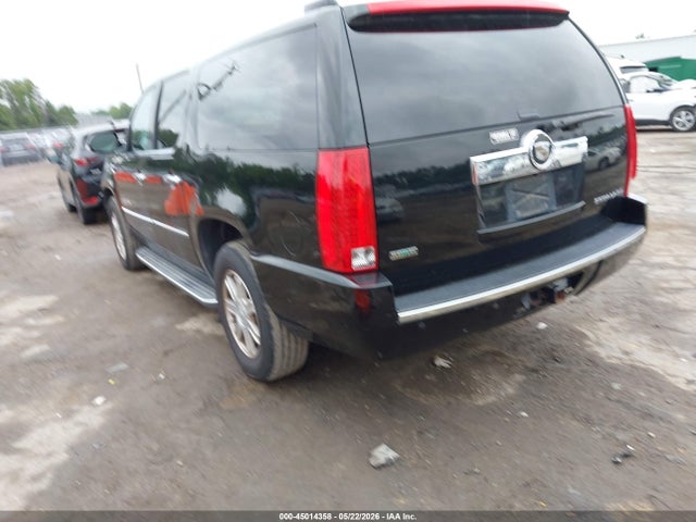 Продажа на аукционе авто 2010 Cadillac Escalade Esv Standard, vin: 1GYUKGEFXAR144129, номер лота: 45014358