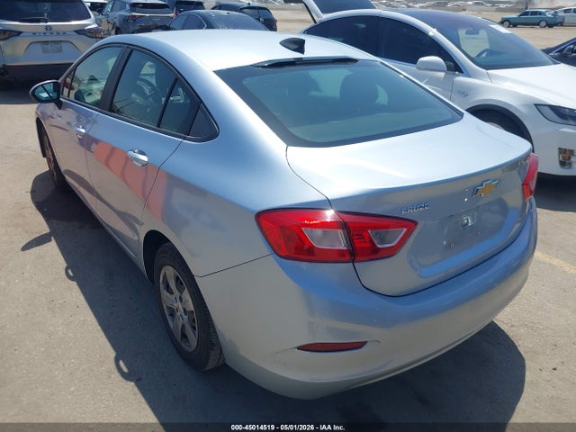 45014519 :رقم المزاد ، 1G1BC5SM2J7159858 vin ، 2018 Chevrolet Cruze Ls Auto مزاد بيع