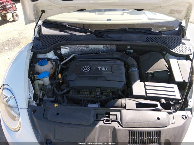 45014536 :رقم المزاد ، 3VWJ17AT4GM604822 vin ، 2016 Volkswagen Beetle 1.8t Se مزاد بيع