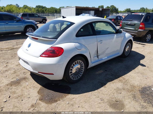 45014536 :رقم المزاد ، 3VWJ17AT4GM604822 vin ، 2016 Volkswagen Beetle 1.8t Se مزاد بيع