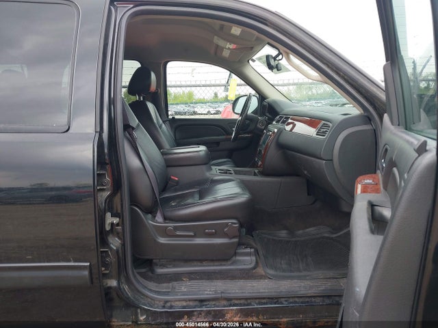 Продаж на аукціоні авто 2011 Chevrolet Tahoe Lt, vin: 1GNSKBE00BR118028, номер лоту: 45014566