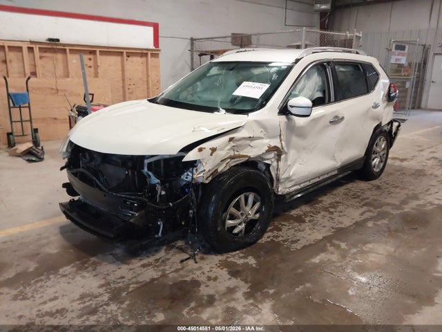 2017 Nissan Rogue Sv მანქანა იყიდება აუქციონზე, vin: JN8AT2MT1HW141619, აუქციონის ნომერი: 45014581