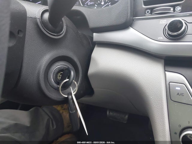 Продаж на аукціоні авто 2017 Hyundai Elantra Se, vin: 5NPD74LF5HH079460, номер лоту: 45014633