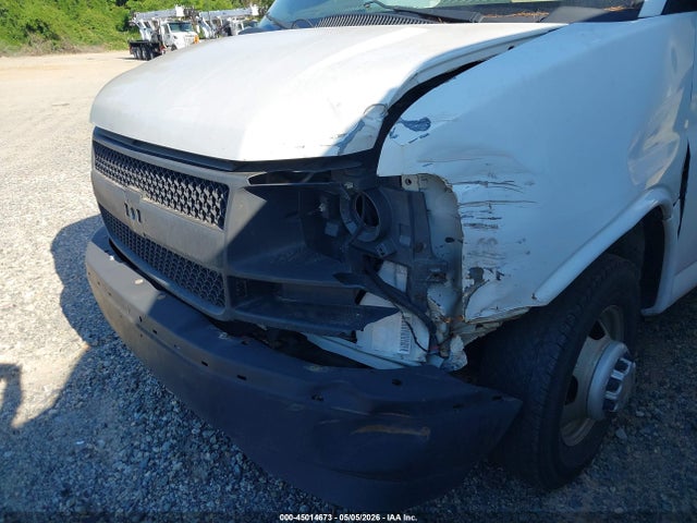 Продажа на аукционе авто 2017 Chevrolet Express Cutaway Work Van, vin: 1GB3GRCG3H1101145, номер лота: 45014673