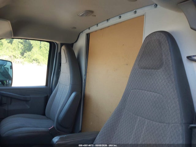 Продажа на аукционе авто 2017 Chevrolet Express Cutaway Work Van, vin: 1GB3GRCG3H1101145, номер лота: 45014673