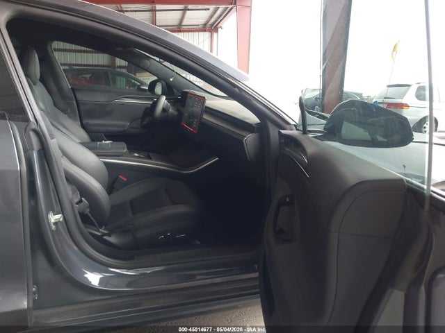 45014677 :رقم المزاد ، 5YJSA1E69MF429458 vin ، 2021 Tesla Model S Plaid Tri Motor All-wheel Drive مزاد بيع