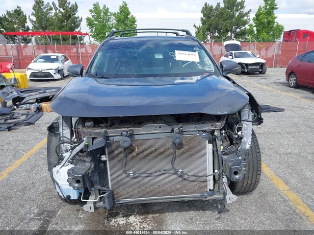 Продаж на аукціоні авто 2021 Toyota Rav4 Xle Premium, vin: 2T3A1RFV8MC231935, номер лоту: 45014694